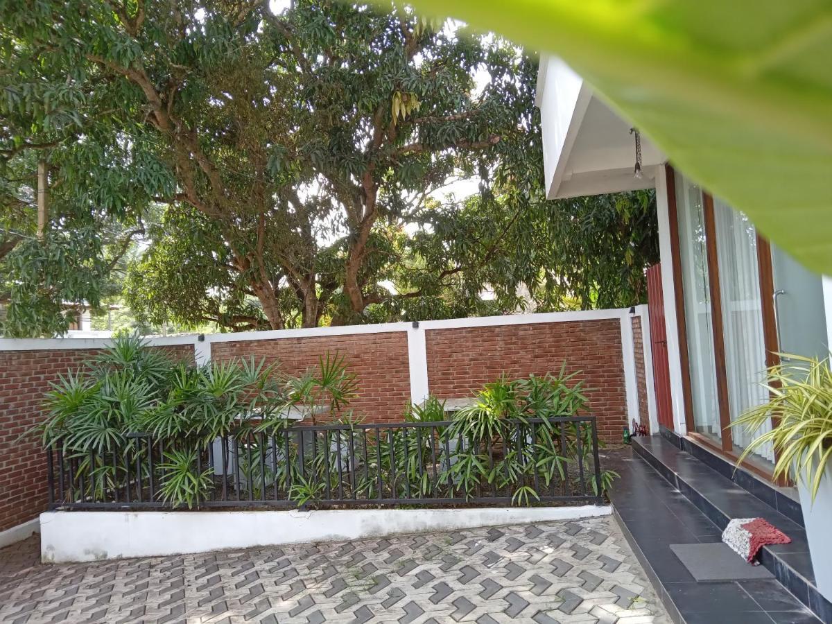 Elephant Park Family Bungalow Udawalawe Ngoại thất bức ảnh