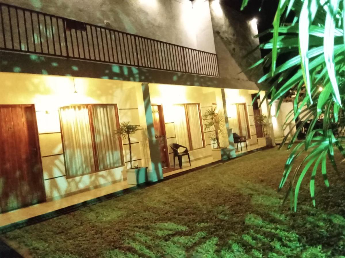 Elephant Park Family Bungalow Udawalawe Ngoại thất bức ảnh
