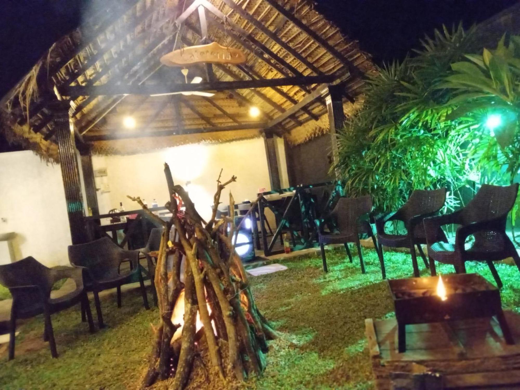 Elephant Park Family Bungalow Udawalawe Ngoại thất bức ảnh